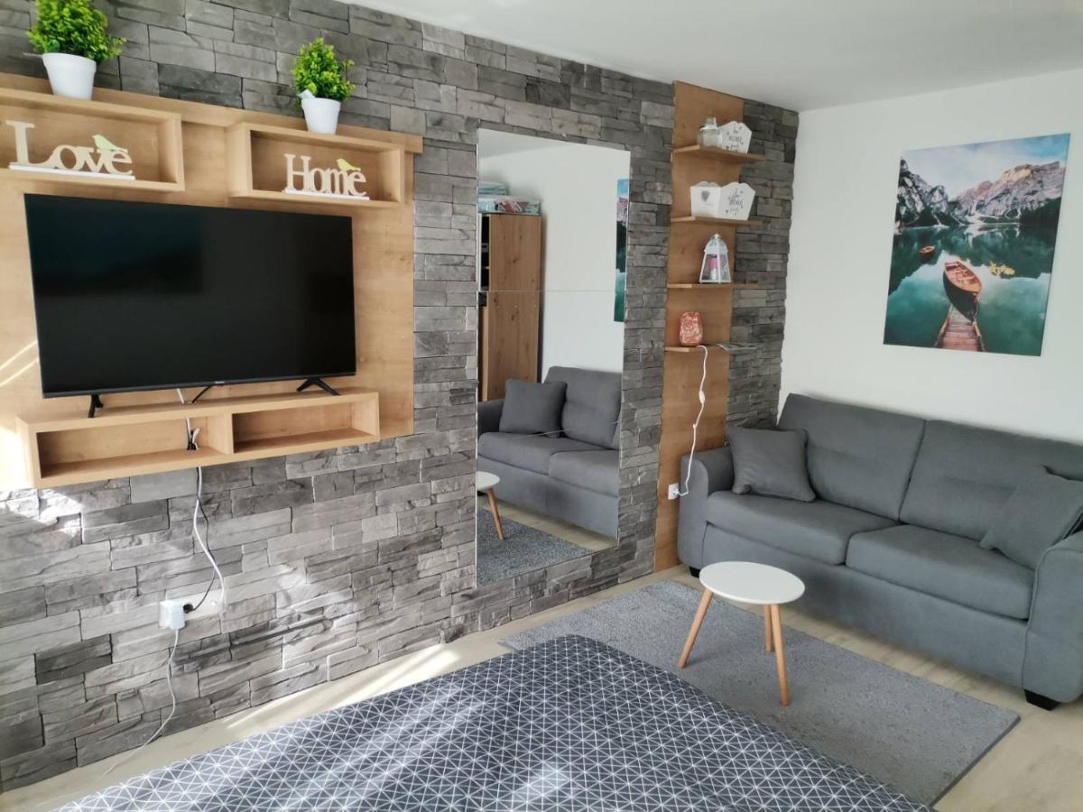 Apartman Anamaria Gospić Eksteriør billede